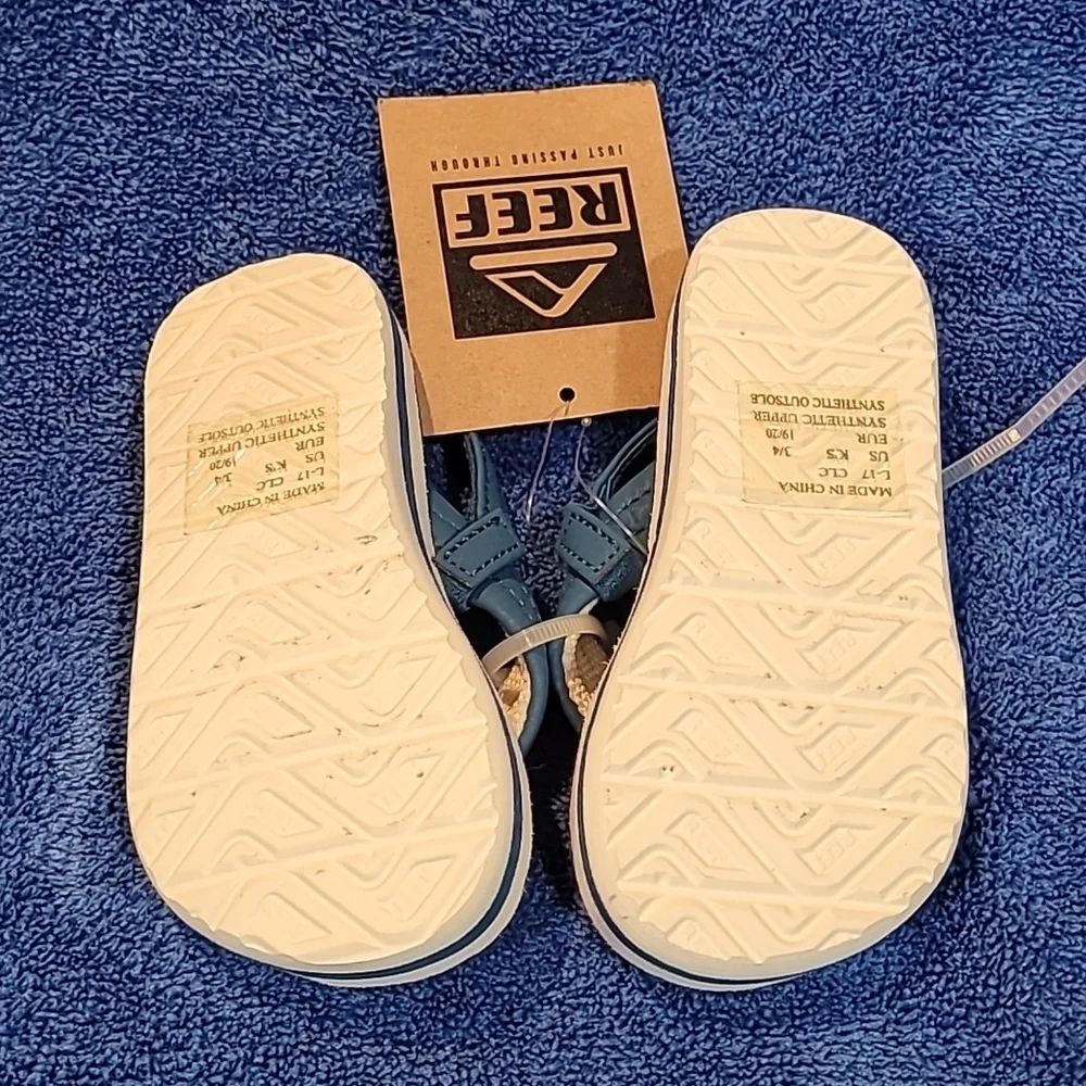 Reef Ahi Mint Boat size 3/4 sandles. New with tags